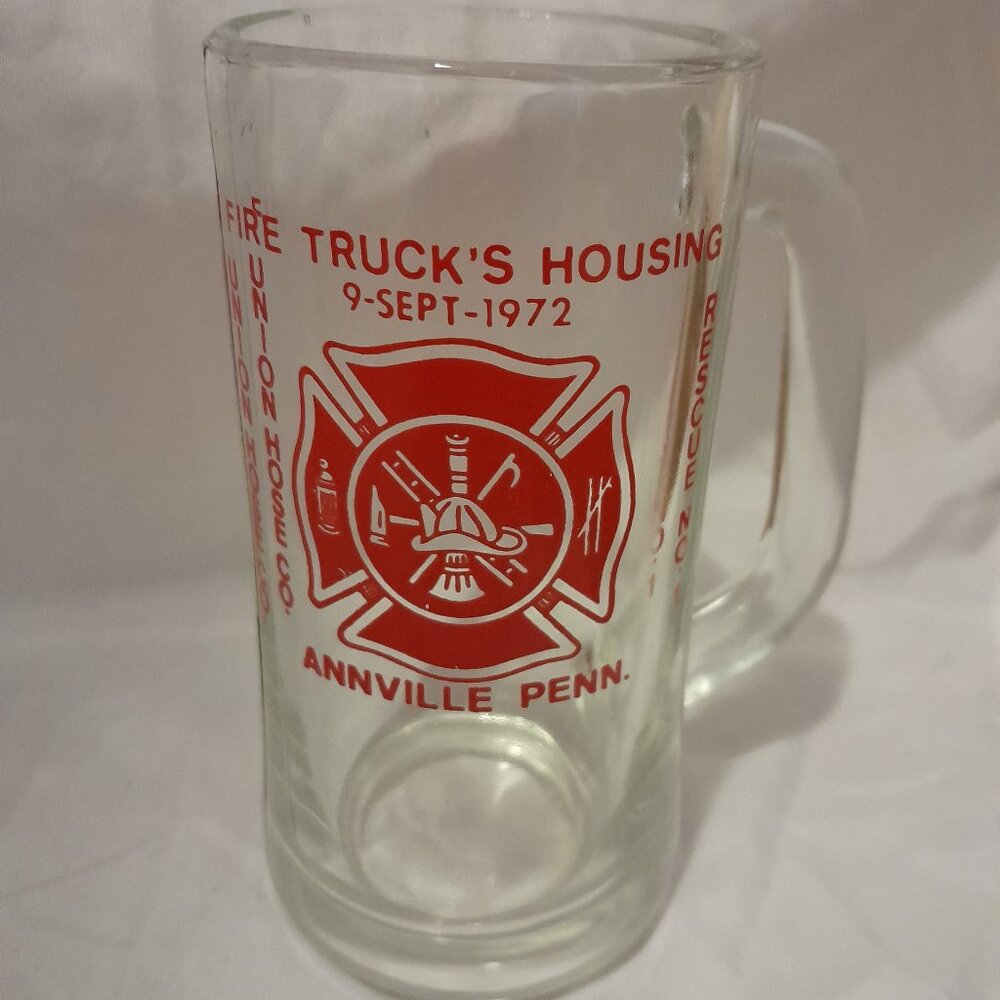 Vintage 1972 Annville Penn Union Hose Co Minimalist Fire Truck Housing Glass Mug